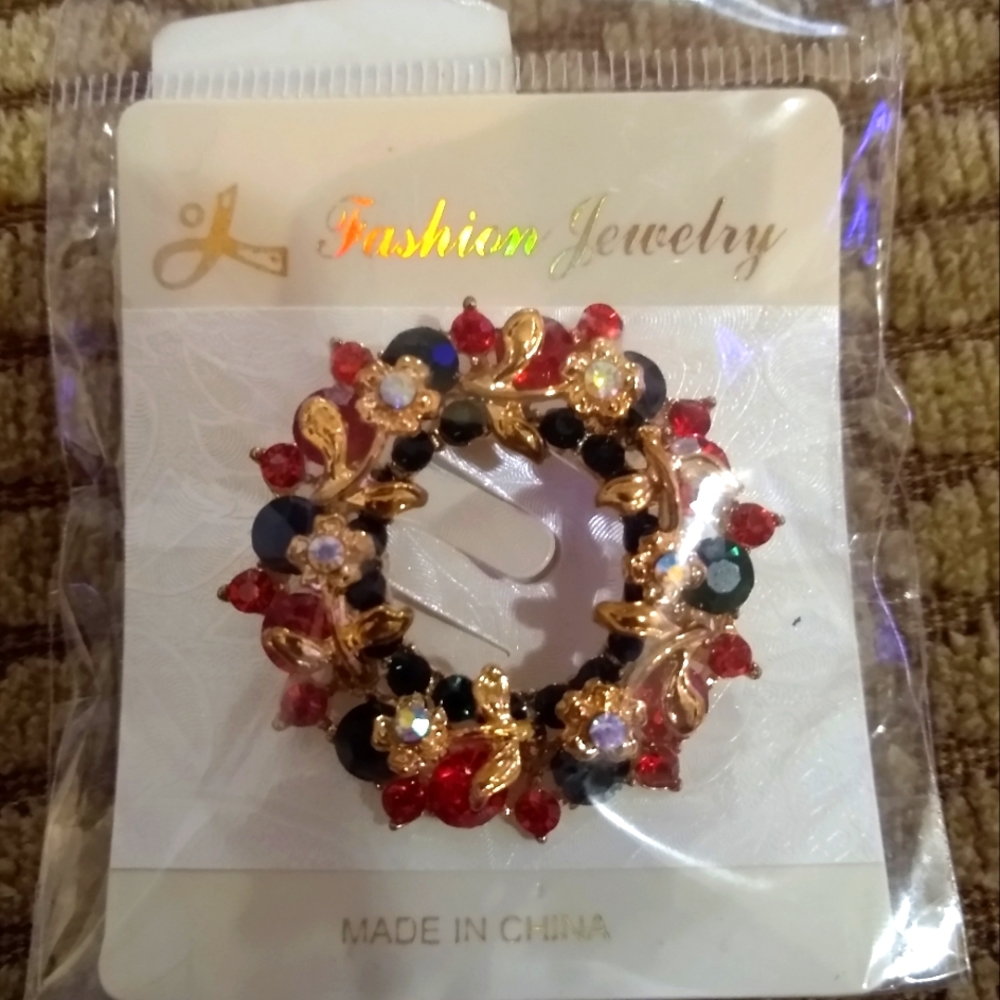 Christmas Brooch